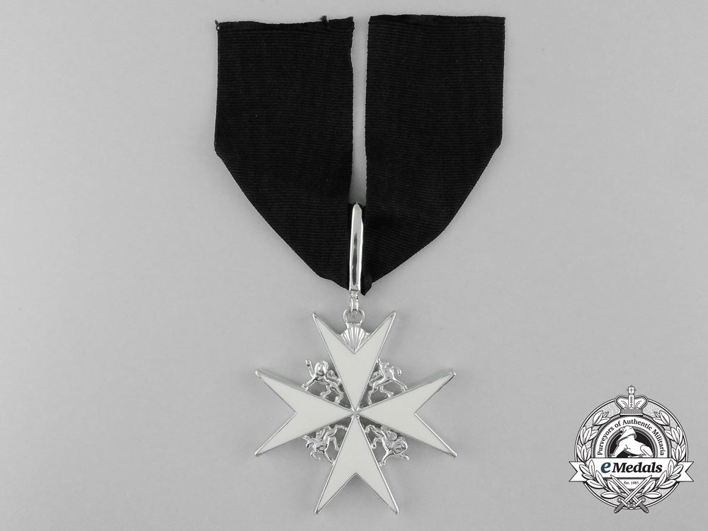 an_order_of_st._john;_commander_set_with_case_d_4010_1
