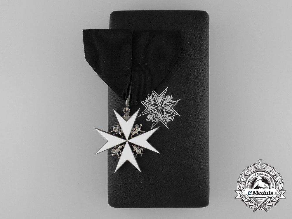 an_order_of_st._john;_commander's_neck_badge_in_case_d_4019_1