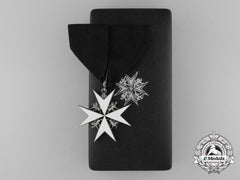 An Order Of St. John; Commander's Neck Badge In Case