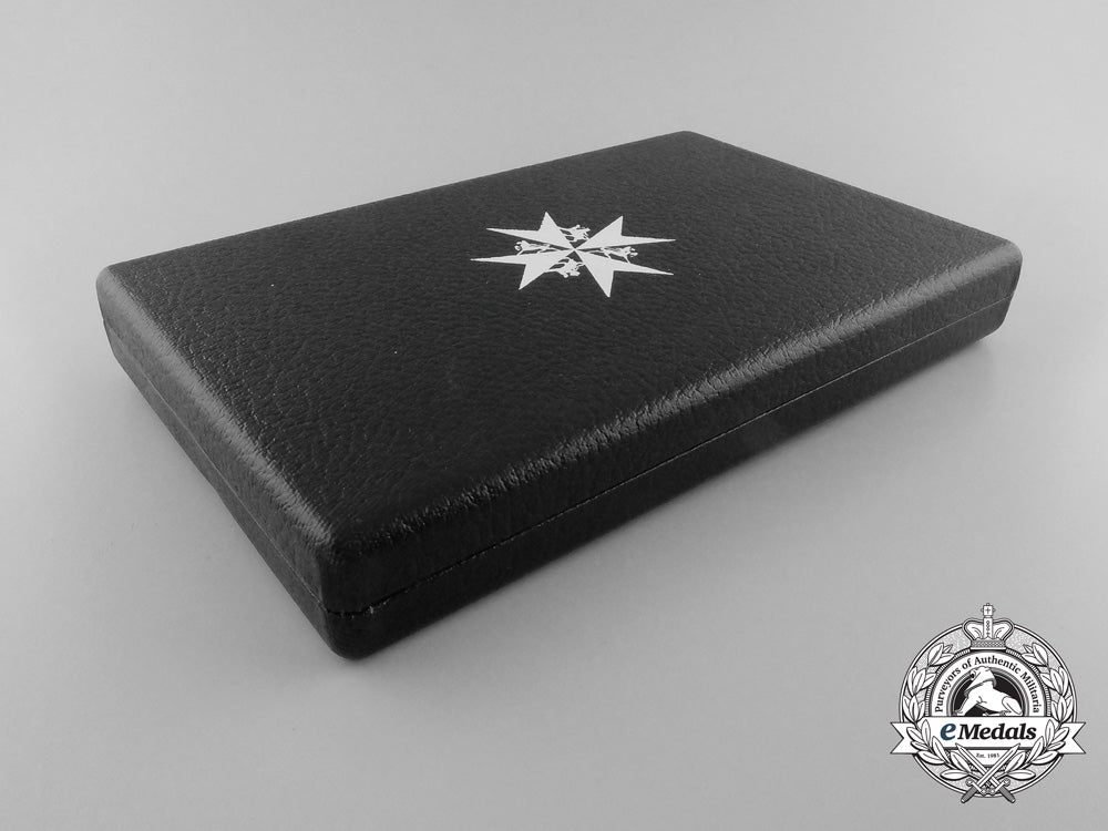 an_order_of_st._john;_knight_of_justice_set_with_case_d_4047_1_1
