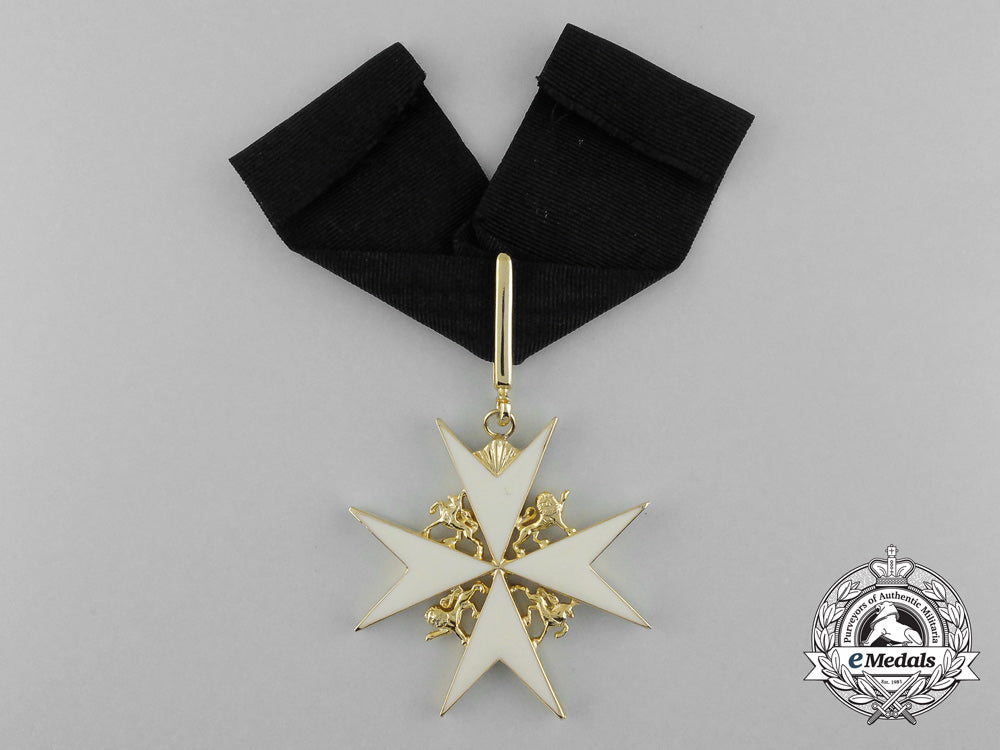 an_order_of_st._john;_knight_of_justice_set_with_case_d_4052_1_1