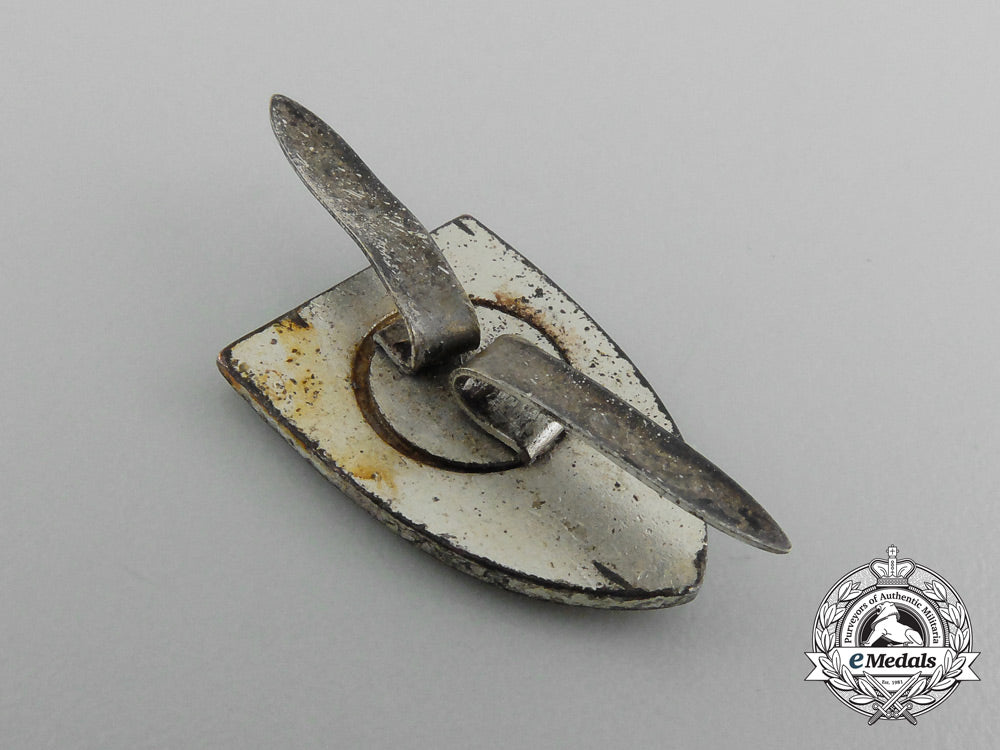 germany._an_unattributed_nsdap_or_hj_badge_d_4060
