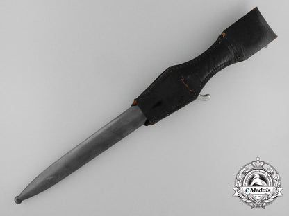a_long_model_etched_wehrmacht_bayonet_d_4325_1
