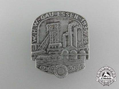 a1935/36_gau-_essen_winterhilfswerk_badge_d_4388