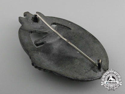 a_silver_grade_panzer_assault_badge_by_a.d_schwert_d_4497