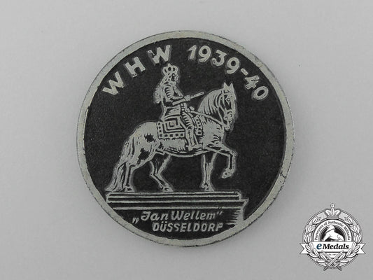a1939-40_düsseldorf_winterhilfswerk_donation_badge_d_4569