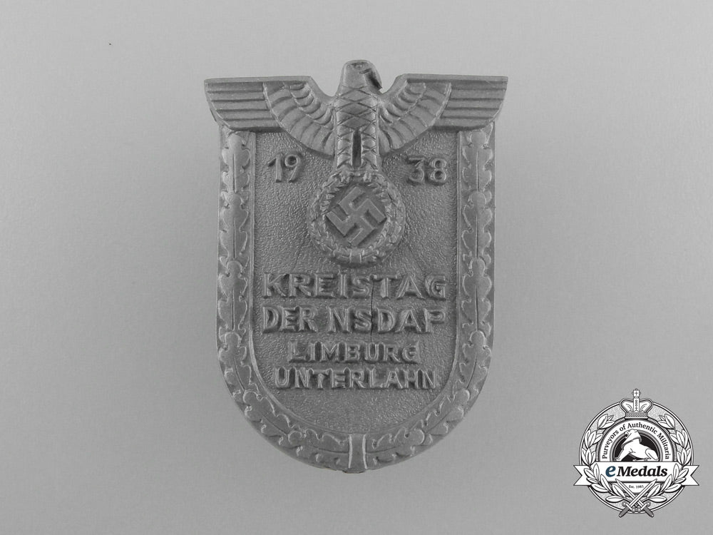 a1938_nsdap_limburg/_unterlahn_district_day_badge_d_4675