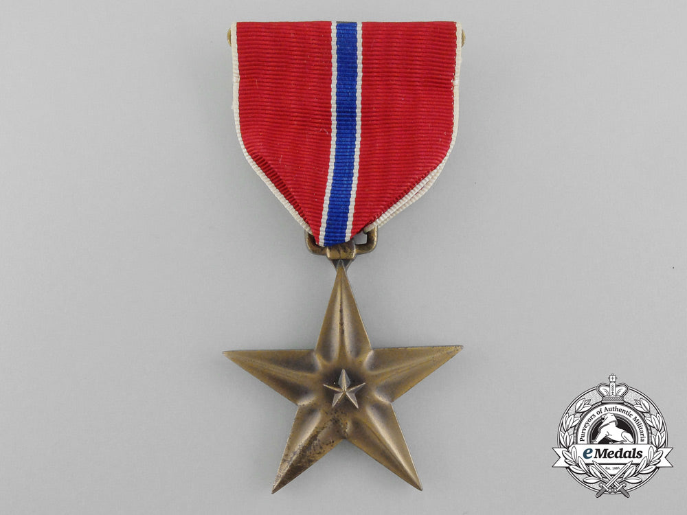 an_american_d-_day_participants_grouping_to_lieutenant_colonel_woulded_at_st._lô_d_4773