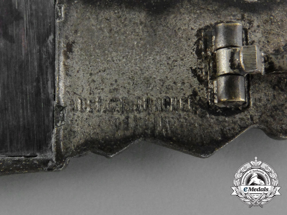 germany,_wehrmacht._a_close_combat_clasp,_silver_grade,_by_c.e_junker_d_4992_1