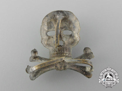a_braunschweiger_totenkopf(_skull)_officer’s_cap_insignia_for_the_infantry_regiment_nr.92_or_hussars.17_d_5001