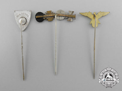a_lot_of_three_fine_stick_pins_d_5181_1