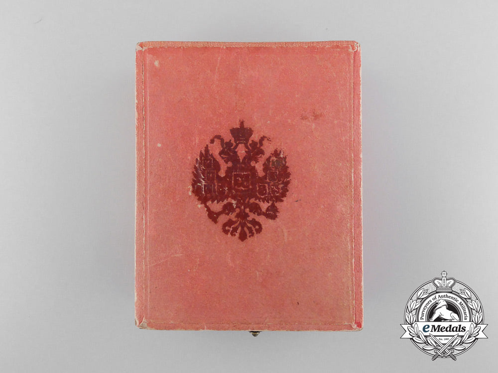 a_russian_imperial_case_for_the_order_of_st._stanislas_d_5261_1