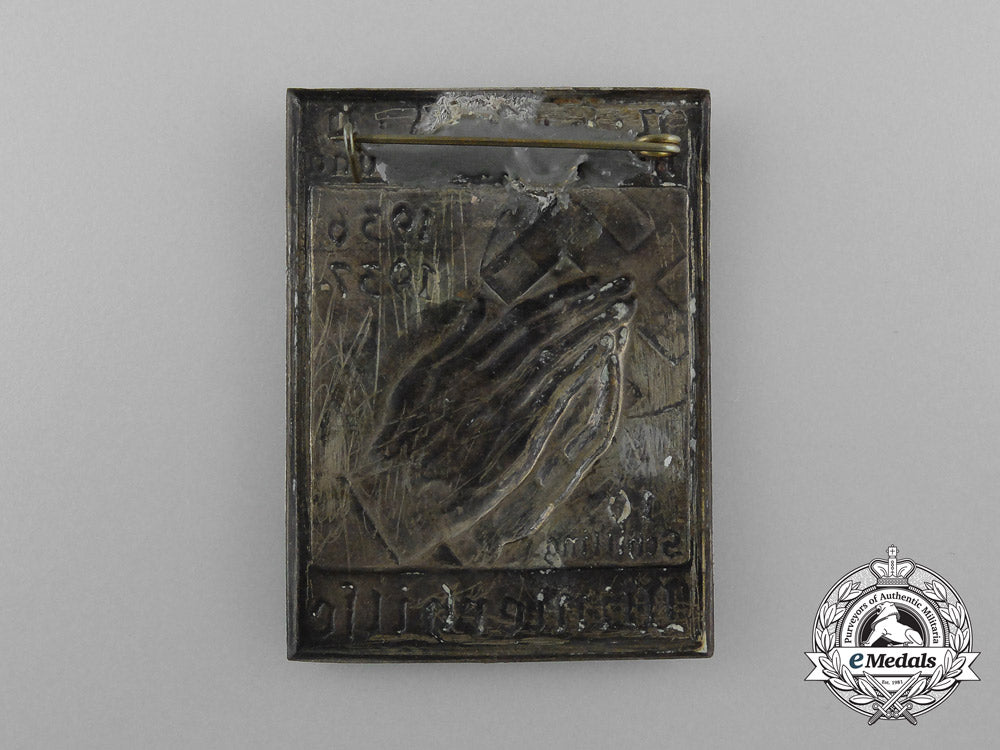 a1936-1937_nsdap_winter_aid10_schilling_donation_badge_d_5262