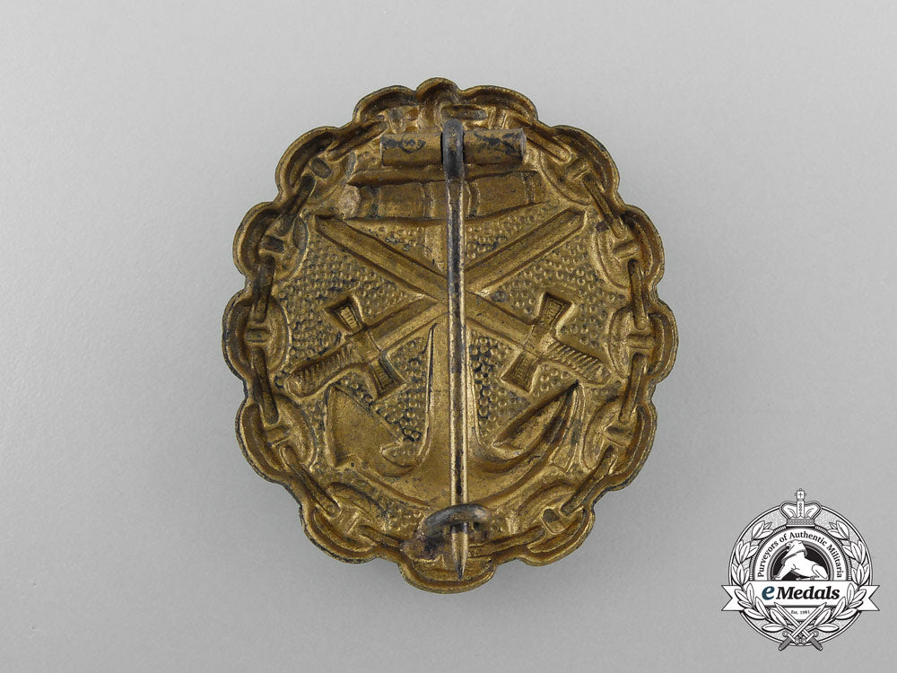 a_german_imperial_naval_wound_badge;_gold_grade_d_5309_1