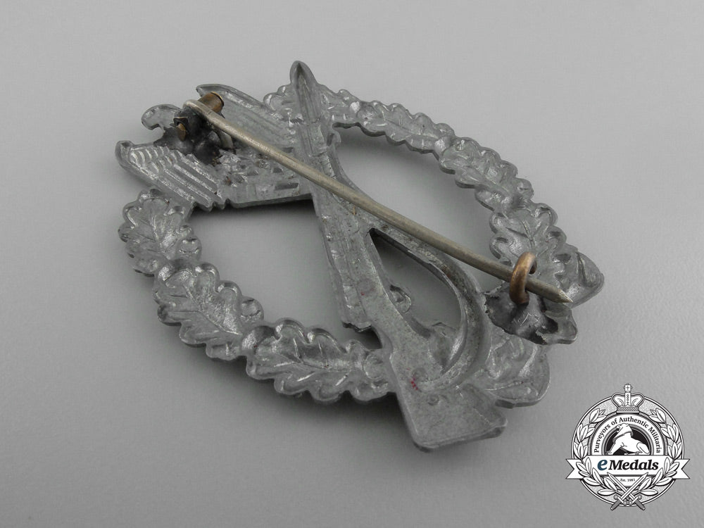 an_early_hollow-_version_infantry_assault_badge;_silver_grade_d_5319