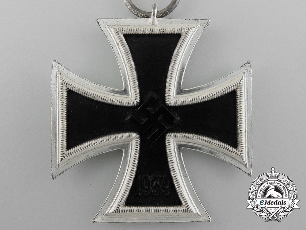 a_mint_iron_cross1939_second_class_by_hermann_aurich_d_5326