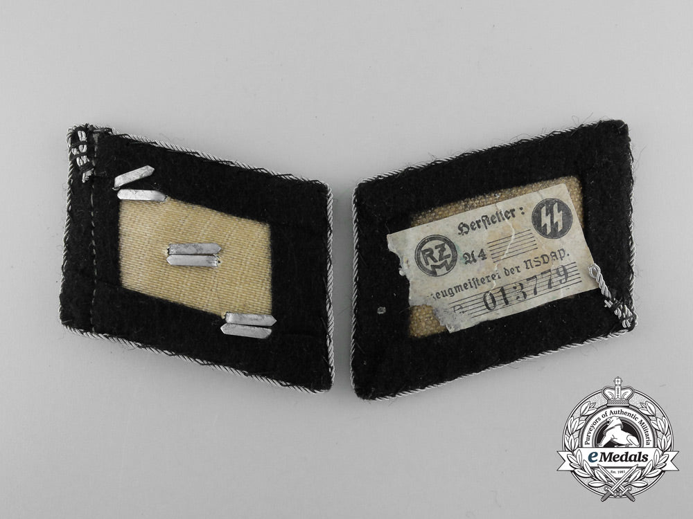 a_fine&_mint_set_of_waffen-_ss_obersturmführer’s_collar_tabs;_ss_rzm_tagged_d_5450_1