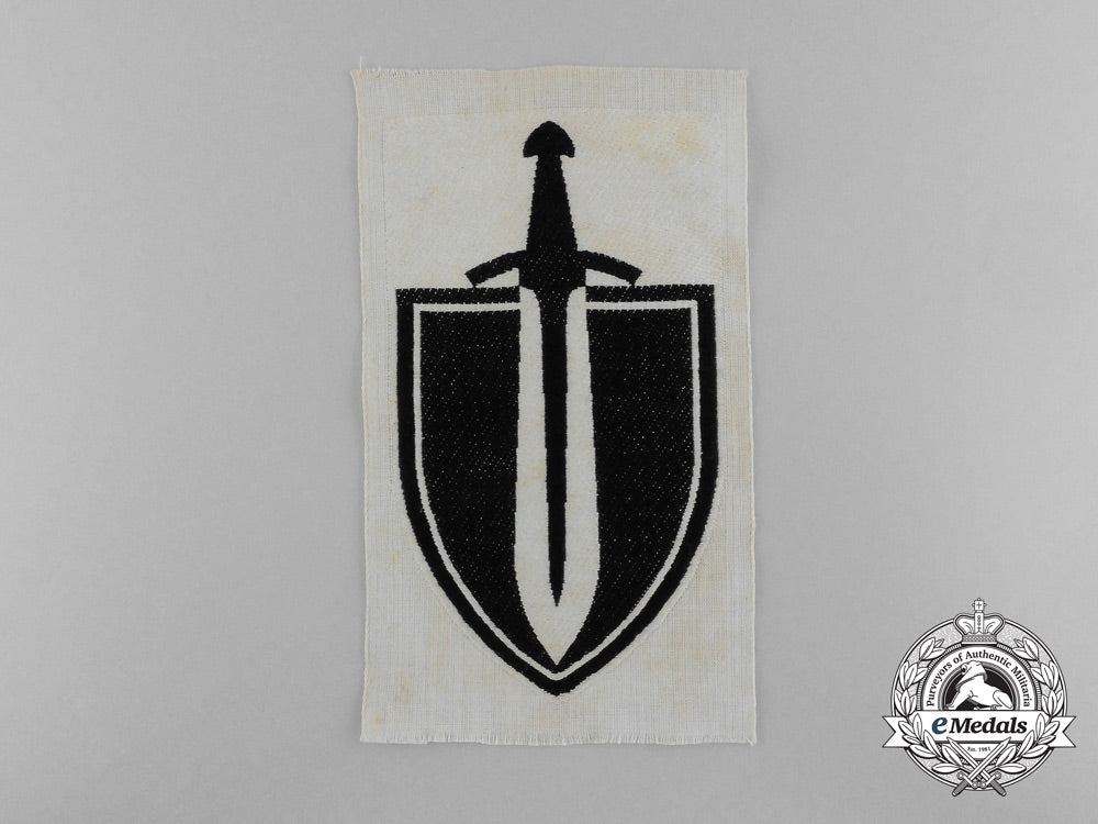 a1930'_s_first_pattern_army_sports_vest_emblem_d_5472