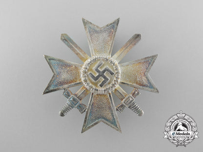 germany._a_mint_war_merit_cross1_st_class_with_swords_by_deschler&_sohn_d_5475_1