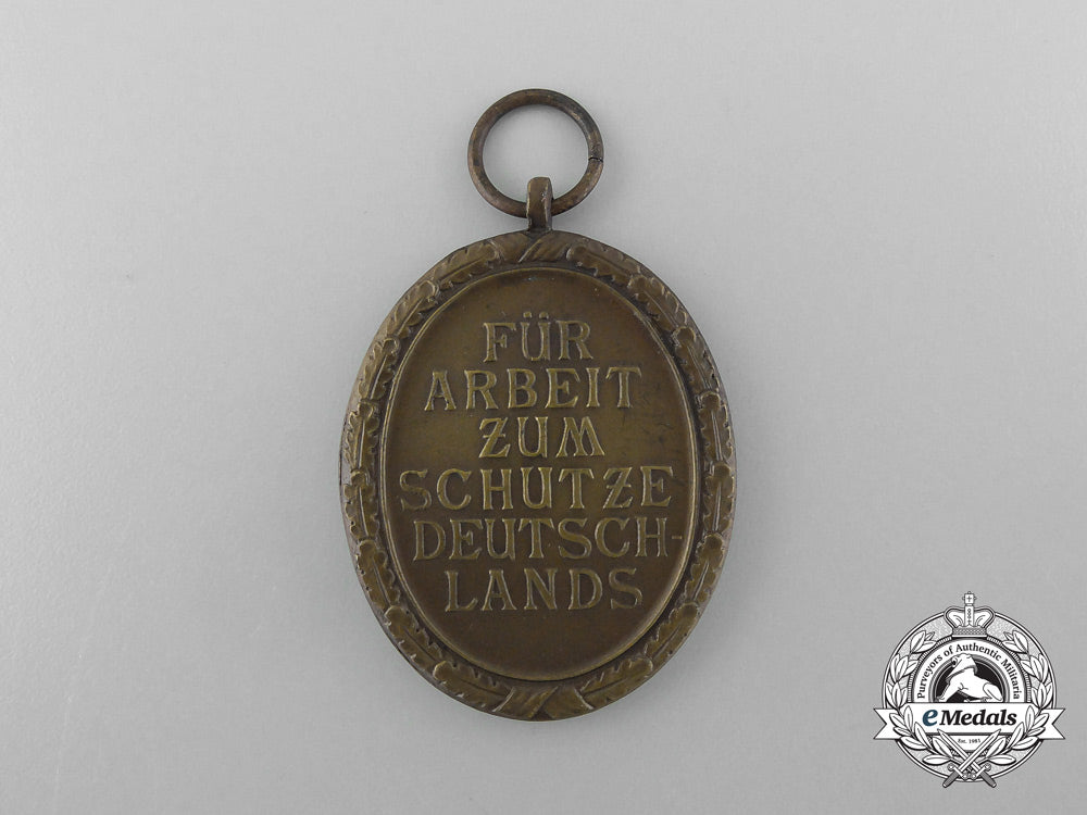 germany._a_west_wall_medal_with_original_packet_of_issue_by_carl_poellath_d_5493_1
