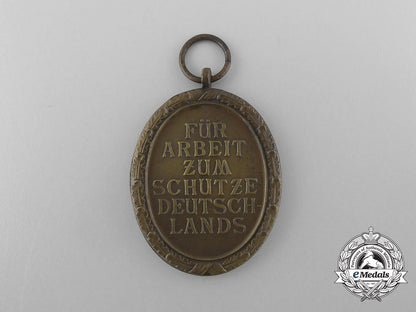 germany._a_west_wall_medal_with_original_packet_of_issue_by_carl_poellath_d_5493_1