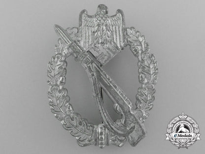 a_mint_infantry_assault_badge;_silver_grade_d_5502