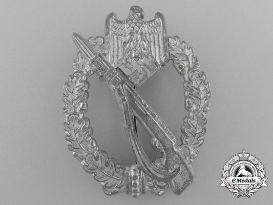 a_mint_infantry_assault_badge;_silver_grade_d_5502