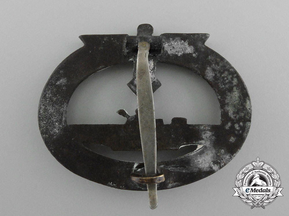 a_kriegsmarine_submarine_badge_by_c._e._juncker_d_5519