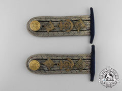 An Imperial German Navy (Kaiserliche Marine) Kapitanleutnant Stabsingenieure Shoulder Board Pair