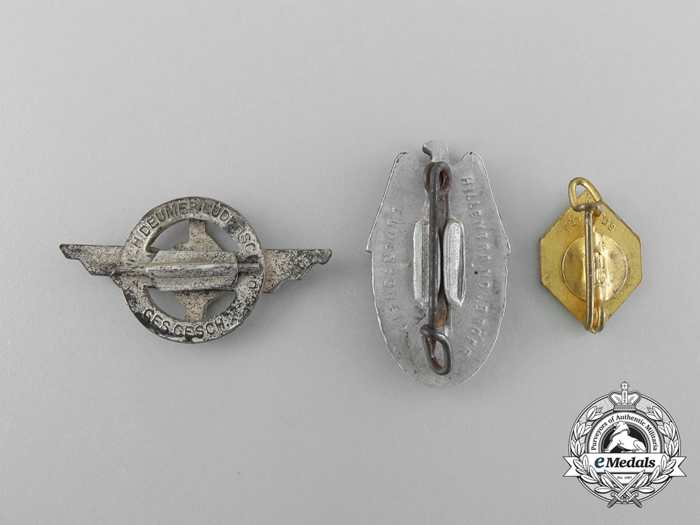 a_lot_of_three_third_reich_period_badges_d_5617_1