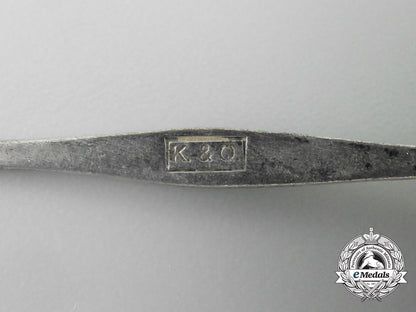 a_german_cross_in_gold;1957_version_by_klein&_quenzer_d_5643