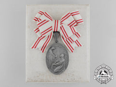 Austria, Empire. A Medal Of Honour For Catholic Nuns In The Hospital Service 1915, Cased