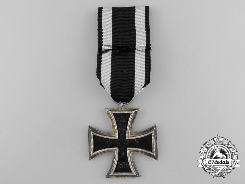 an_iron_cross1914_second_class_by_the_königliches_münzamt_of_berlin_with_miniature_d_5709_1