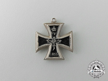 an_iron_cross1914_second_class_by_the_königliches_münzamt_of_berlin_with_miniature_d_5714_1