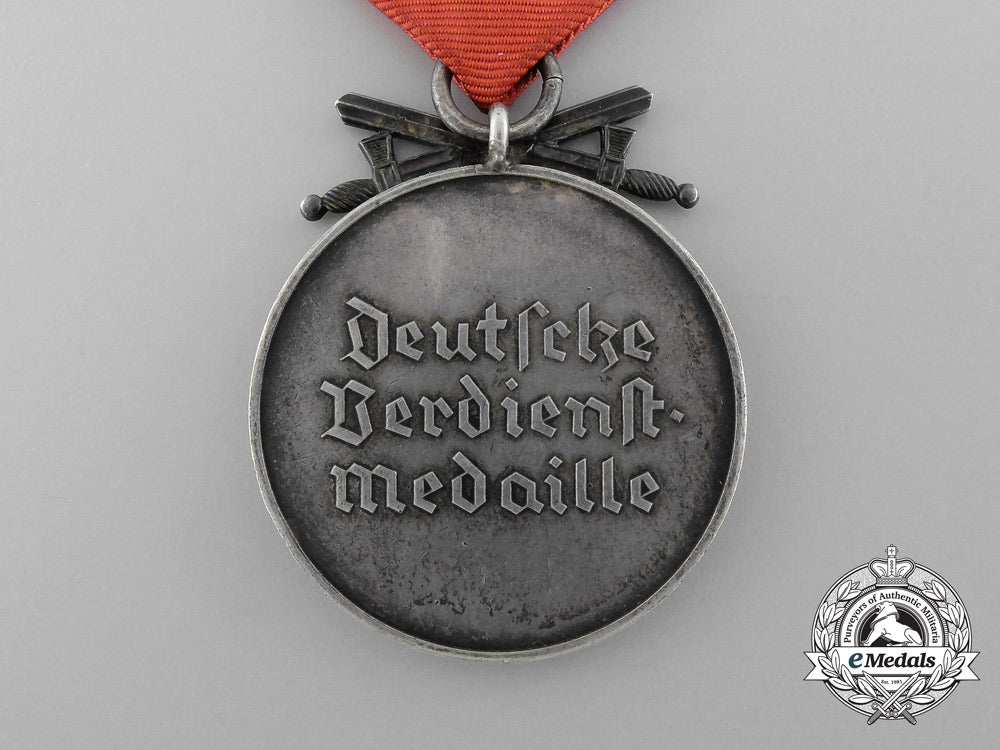 a_german_eagle_order_silver_merit_medal_with_swords_by_pr._münze,_berlin_d_5768_1