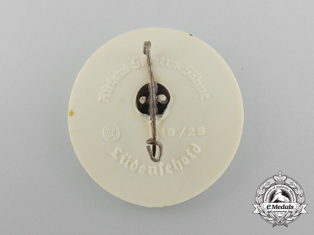 a1939_nsdap_wiesbaden_district_day_badge_by_richard_sieper&_söhne_d_5833