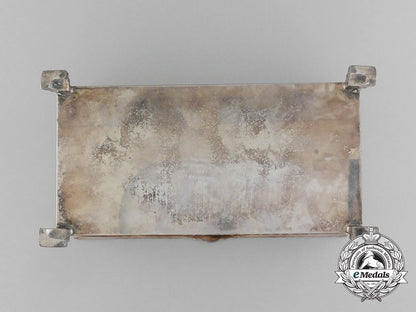 a_cigarette_box_presented_to_lieutenant-_general_guy_granville_simonds_upon_his_visit_to_stratford,_ontario1954_d_6089_1