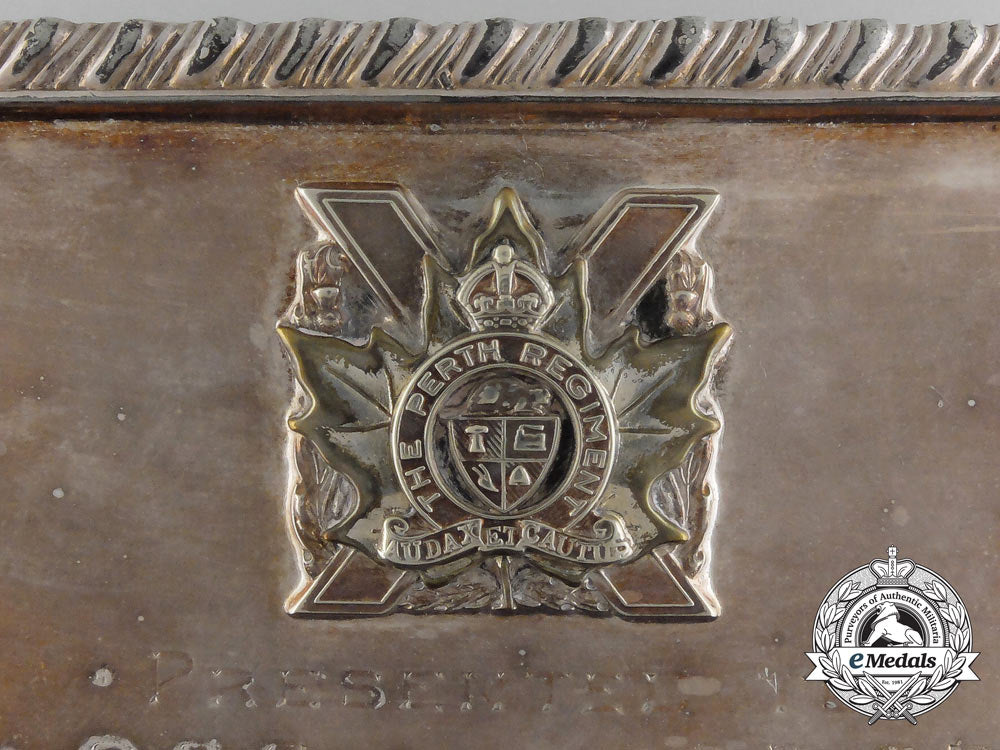 a_cigarette_box_presented_to_lieutenant-_general_guy_granville_simonds_upon_his_visit_to_stratford,_ontario1954_d_6090_1