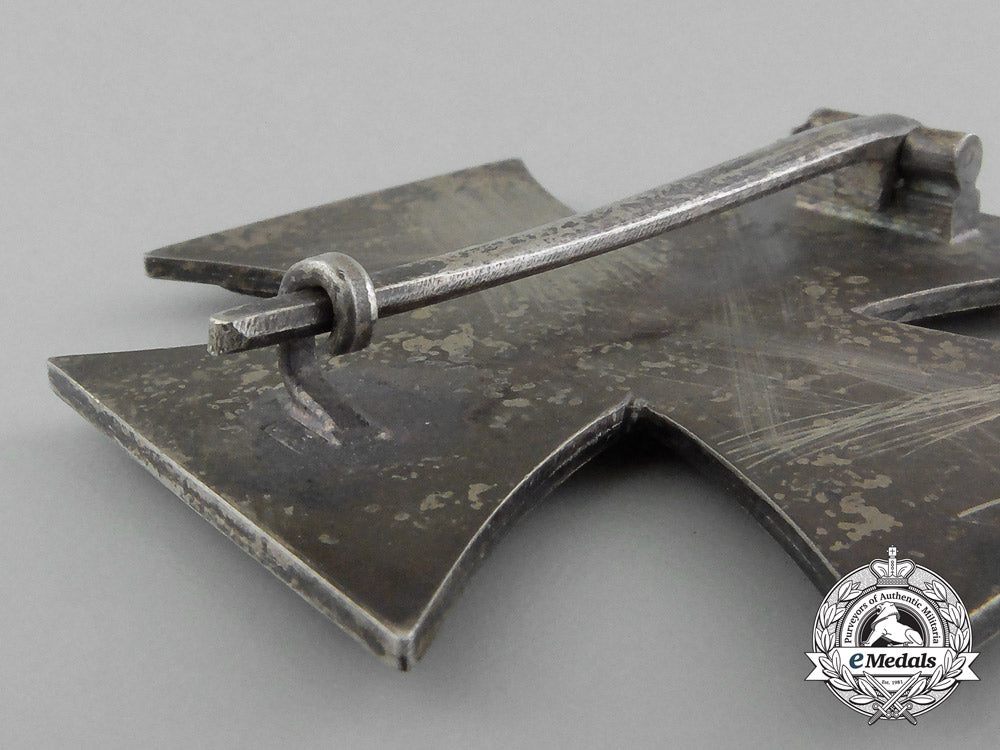 germany,_third_reich._an_iron_cross1939,_i_class_with_case,_godet_d_6311_2_1
