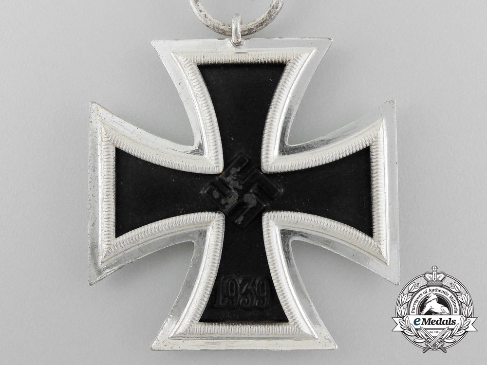 an_iron_cross1939_second_class_by_gustav_brehmer_of_markneukirchen_d_6378_1