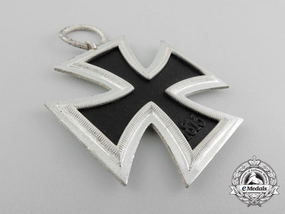 an_iron_cross1939_second_class_by_gustav_brehmer_of_markneukirchen_d_6382_1