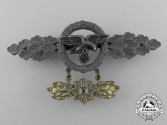 A Gold Grade Front Flying Clasp For Transport And Paratrooper Pilots With Star Hanger