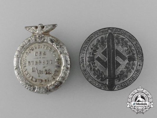 a_lot_of_two_sa-_sports_badges_d_6454