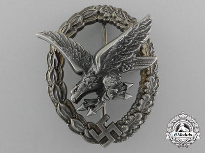 a_cased_radio_operator&_air_gunner_badge_by_berg&_nolte,_lüdenscheid_d_6492