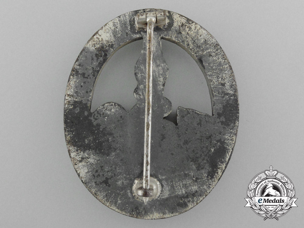 a_silver_grade_anti-_partisan_badge,_unmarked_juncker_d_6516