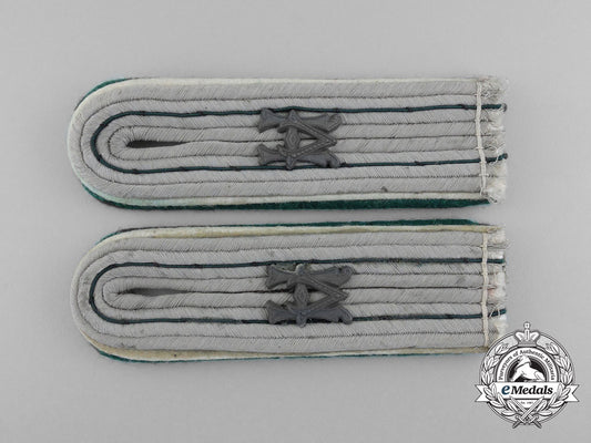 a_matching_pair_of_wehrmacht_heer_administrative_official(_beamter_auf_kriegsdauer)_shoulder_boards_d_6584_1