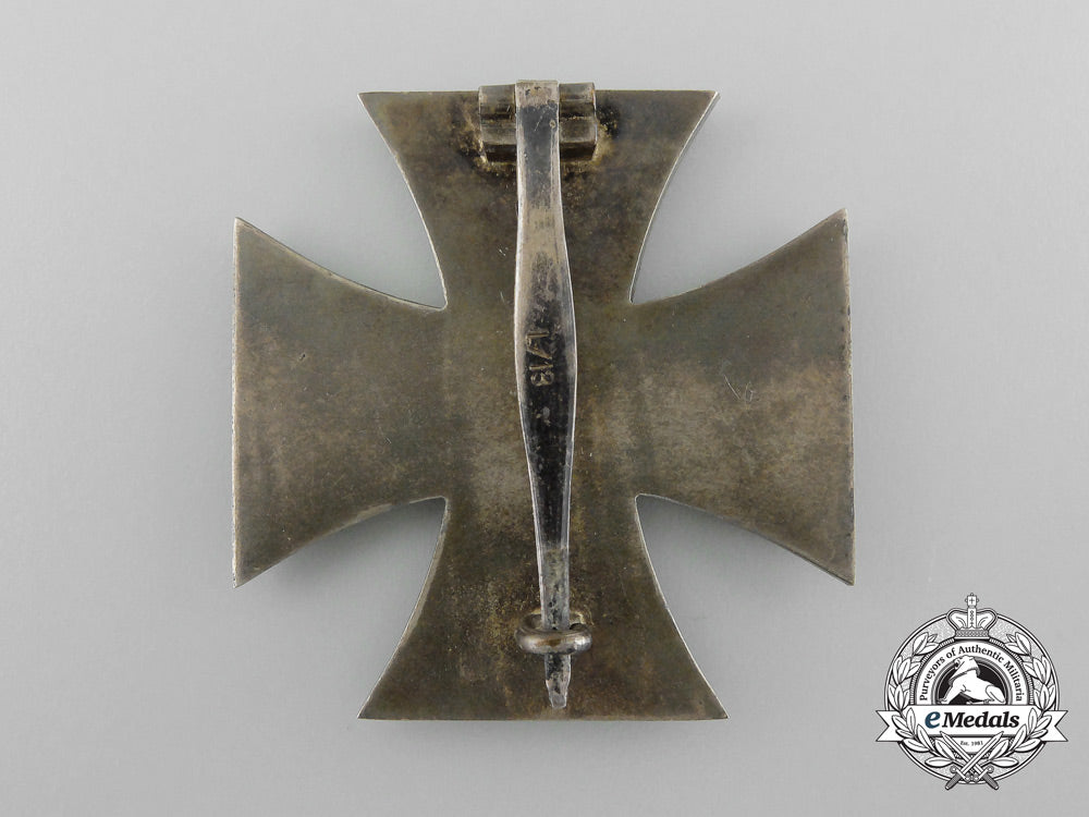 an_iron_cross_first_class1939_by_meybauer_with_case_d_6693