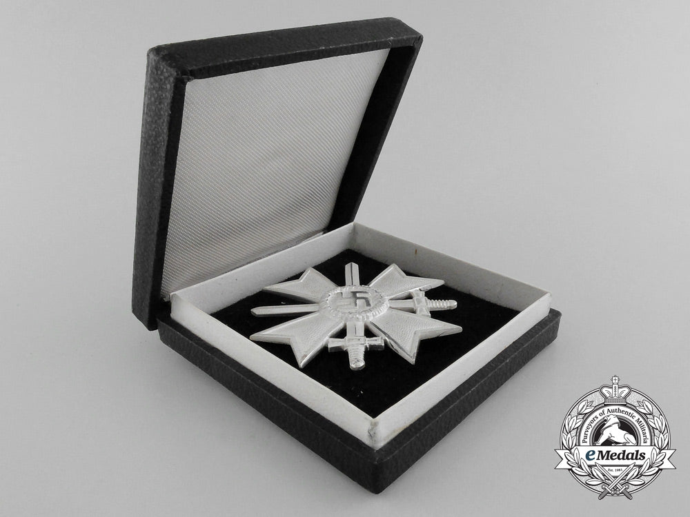 an_extremely_mint_war_merit_cross/_kriegsverdienstkreuz_first_class_by_deschler&_sohn_in_case_d_6856