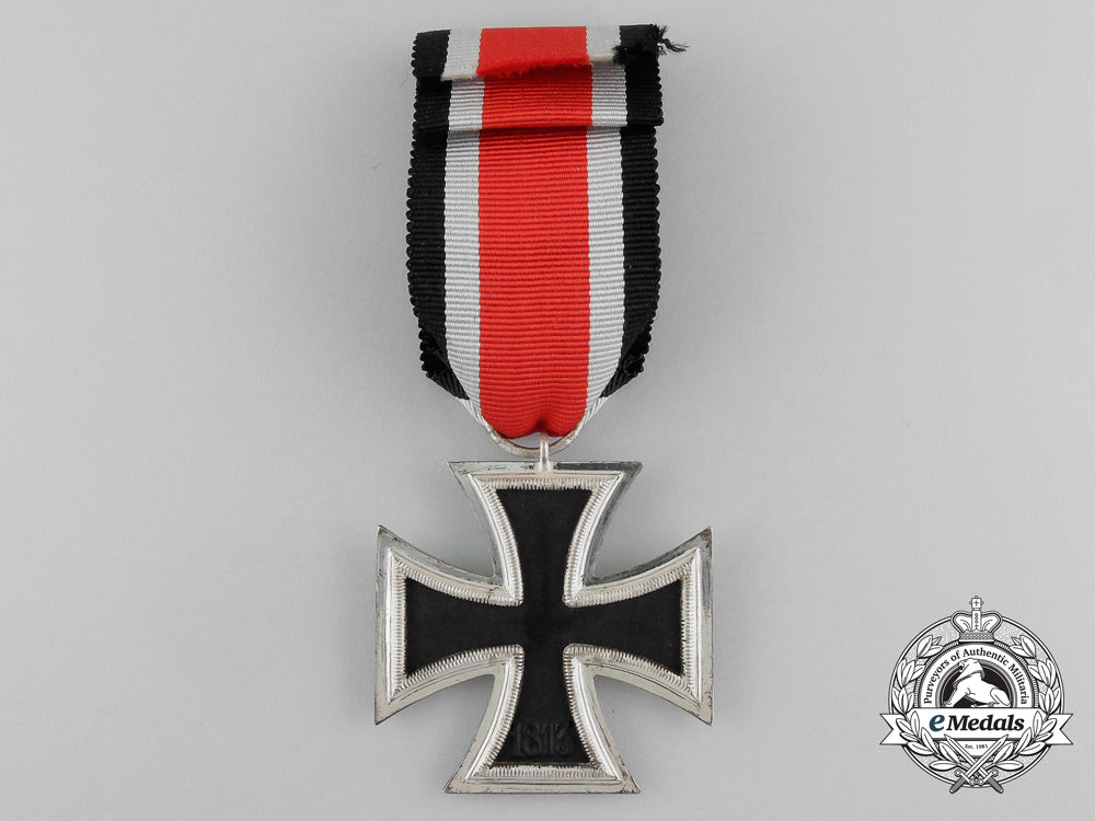 a_mint_iron_cross1939_second_class_d_6903_1_1