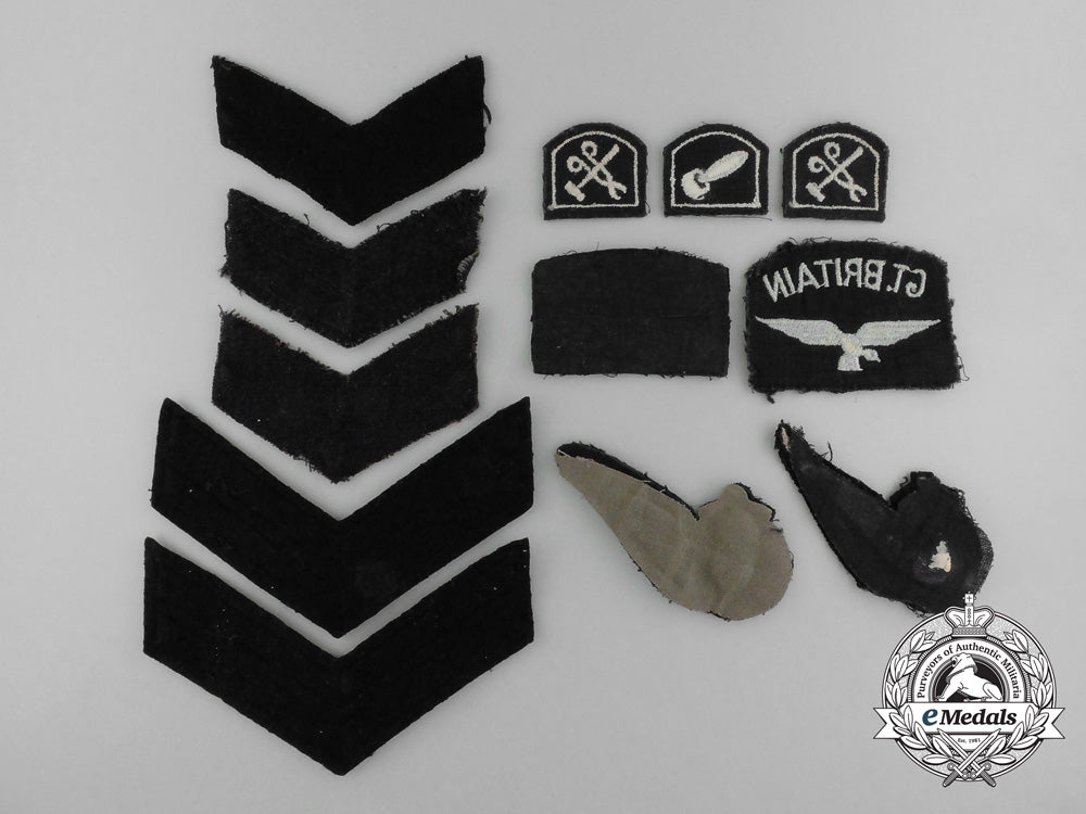 twelve_royal_canadian_air_force(_rcaf)_insignias_d_6958